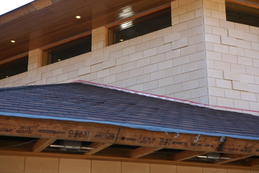 BoothRoofFlashingNWCorner