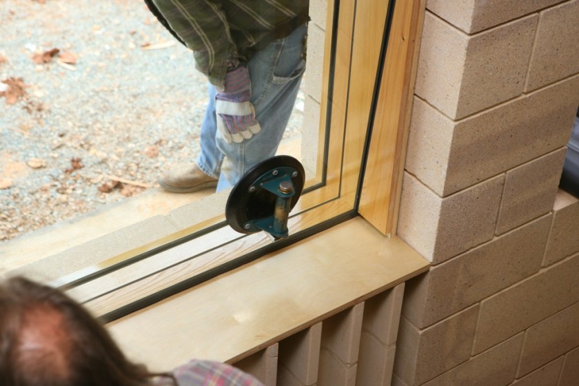 BoothWindowSuctionLifter