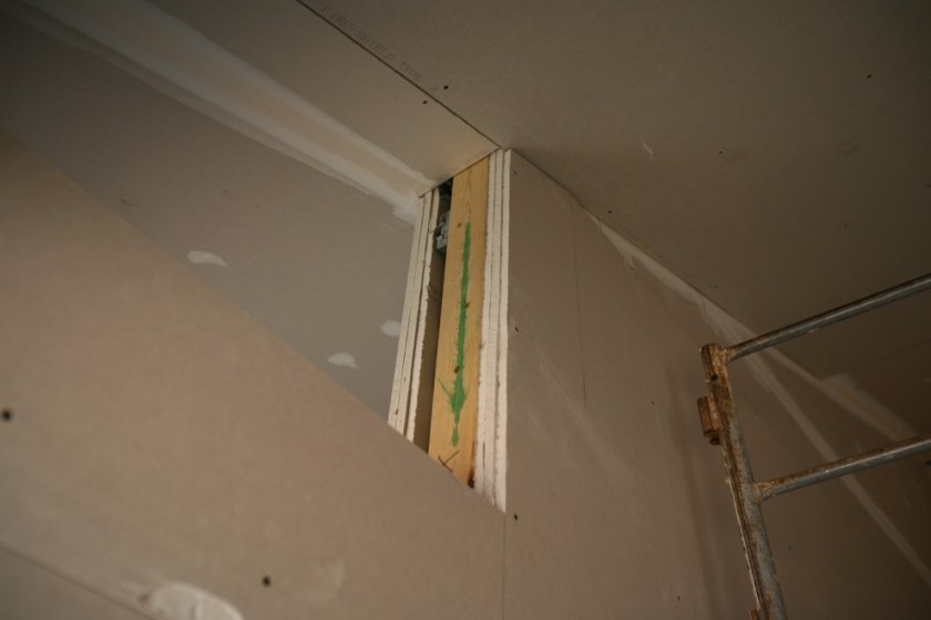 DrywallSection3Against3SoffitReturn